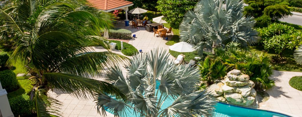 villa-del-mar-luxury-pools