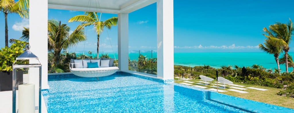 beachfront-luxury-rental-villa