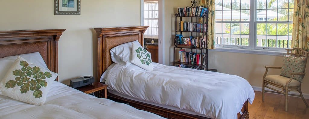 two-beds-guestroom-DragonflyLanding